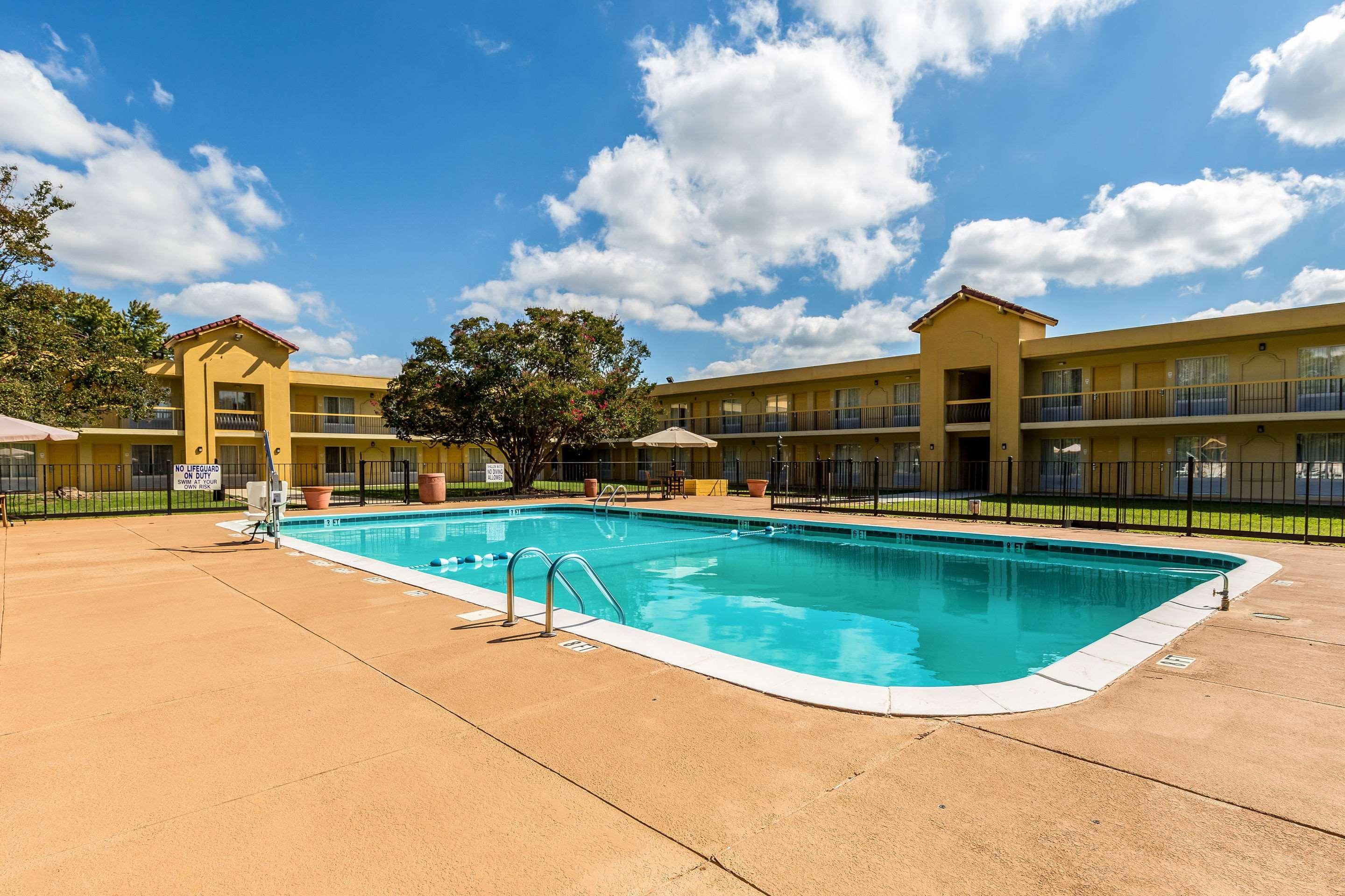 Quality Inn Clemson Near University Anderson Bagian luar foto